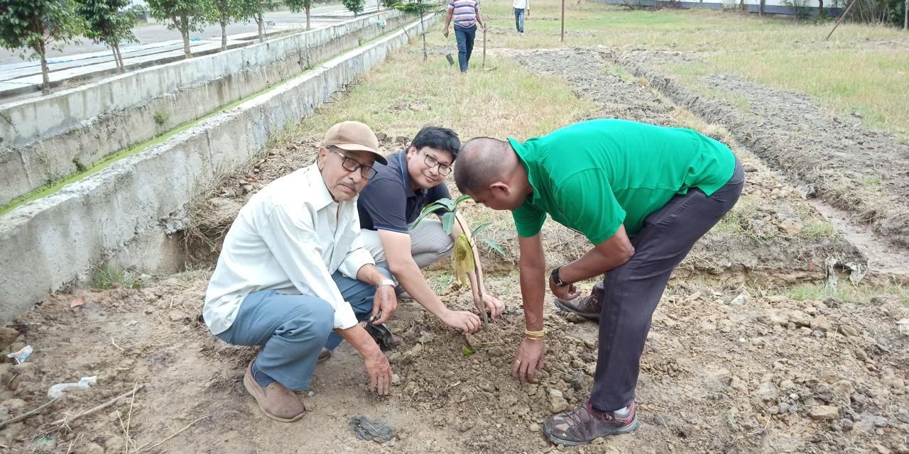 Dr. Amrit Kumar Saikia Gallery Image