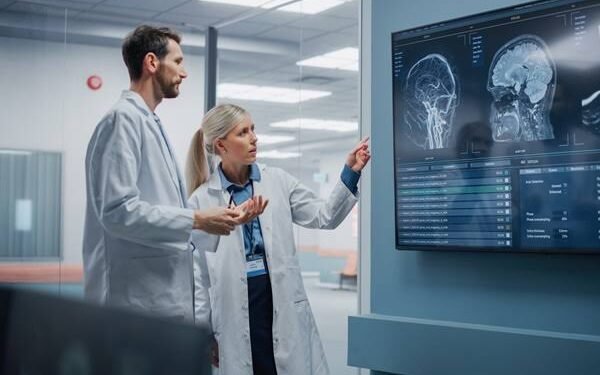 When Should You See a Neurosurgeon? A Simple Guide for Patients